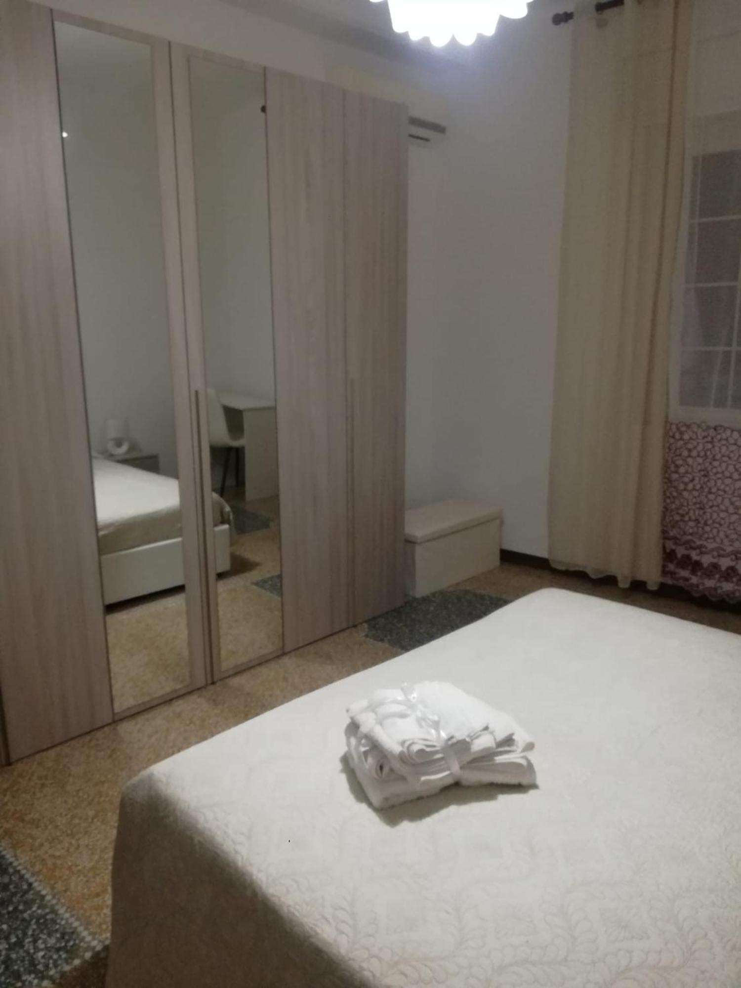 Apartmán La Casa Di Anna Taranto Exteriér fotografie